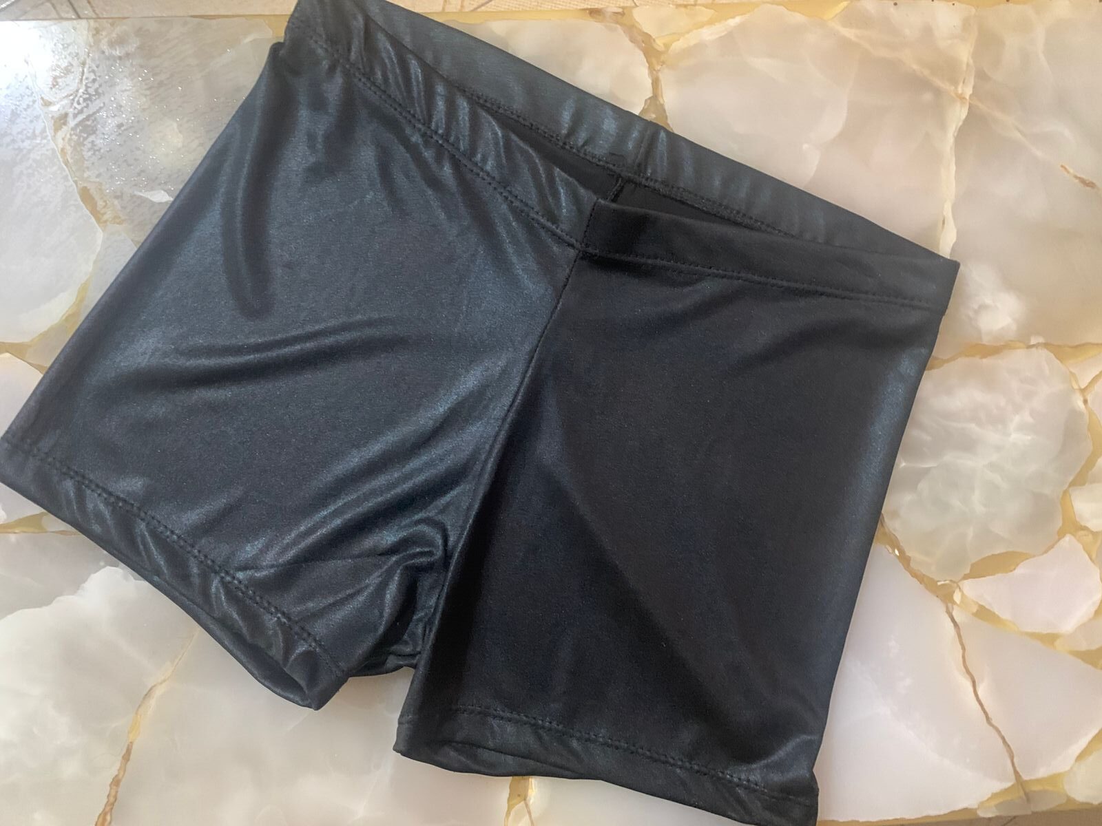 Short engomado negro TS - amapola conscious fit